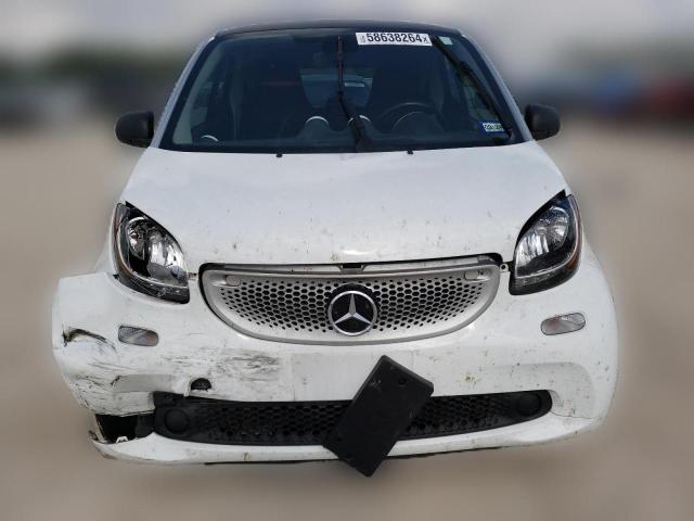 Photo 4 VIN: WMEFJ5DA7GK125343 - SMART FORTWO 