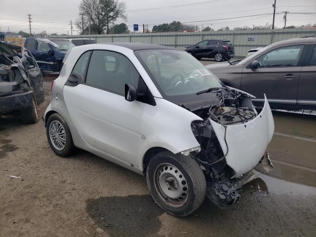 Photo 3 VIN: WMEFJ5DA7GK137220 - SMART FORTWO 