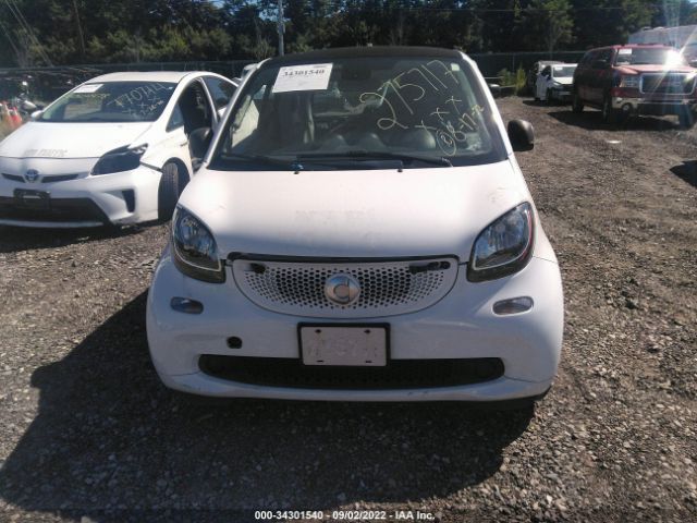 Photo 5 VIN: WMEFJ5DA7HK175905 - SMART FORTWO 