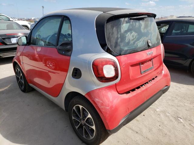 Photo 2 VIN: WMEFJ5DA7HK184037 - SMART FORTWO 