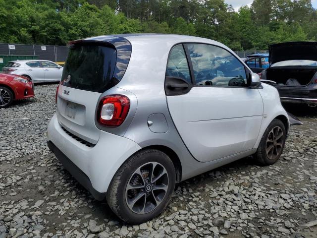 Photo 2 VIN: WMEFJ5DA8GK044884 - SMART FORTWO 