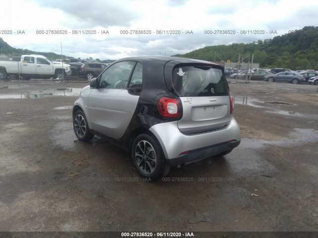 Photo 2 VIN: WMEFJ5DA8GK051849 - SMART FORTWO 