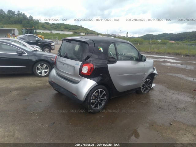 Photo 3 VIN: WMEFJ5DA8GK051849 - SMART FORTWO 