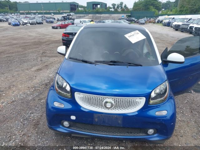 Photo 5 VIN: WMEFJ5DA8GK059580 - SMART FORTWO 