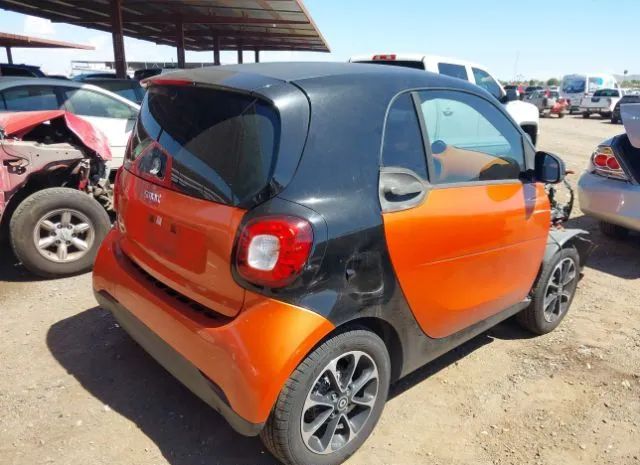 Photo 3 VIN: WMEFJ5DA8GK073611 - SMART FORTWO 