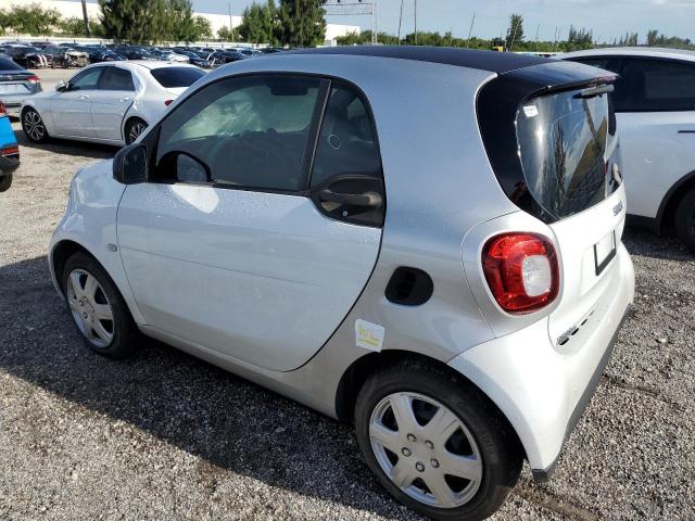 Photo 1 VIN: WMEFJ5DA8GK142278 - SMART FORTWO 