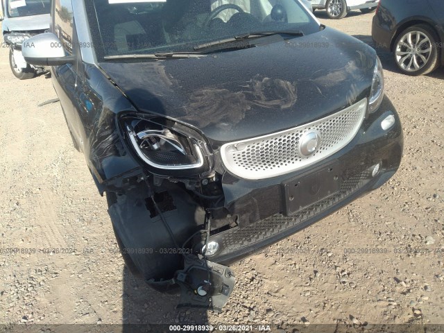 Photo 5 VIN: WMEFJ5DA8HK175654 - SMART FORTWO 