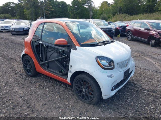 Photo 0 VIN: WMEFJ5DA9GK054971 - SMART FORTWO 