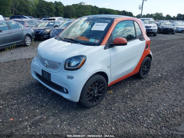 Photo 1 VIN: WMEFJ5DA9GK054971 - SMART FORTWO 