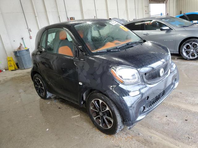 Photo 3 VIN: WMEFJ5DA9GK060642 - SMART FORTWO 