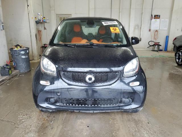 Photo 4 VIN: WMEFJ5DA9GK060642 - SMART FORTWO 