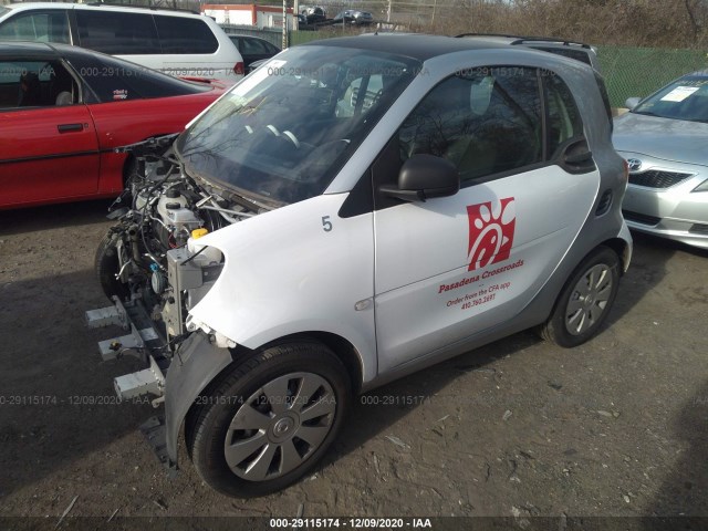 Photo 1 VIN: WMEFJ5DA9GK139874 - SMART FORTWO 