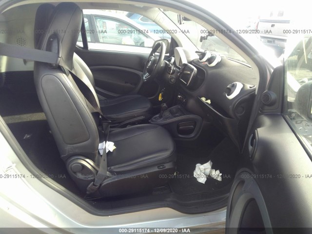 Photo 4 VIN: WMEFJ5DA9GK139874 - SMART FORTWO 