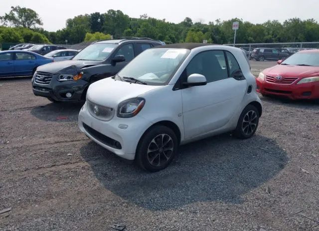 Photo 1 VIN: WMEFJ5DAXGK062576 - SMART FORTWO 