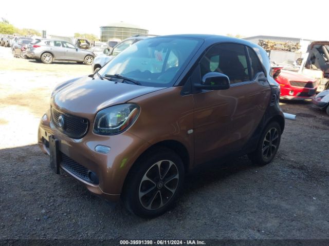 Photo 1 VIN: WMEFJ5DAXGK070662 - SMART FORTWO 