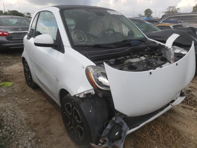 Photo 0 VIN: WMEFJ5DAXGK071956 - SMART FORTWO 