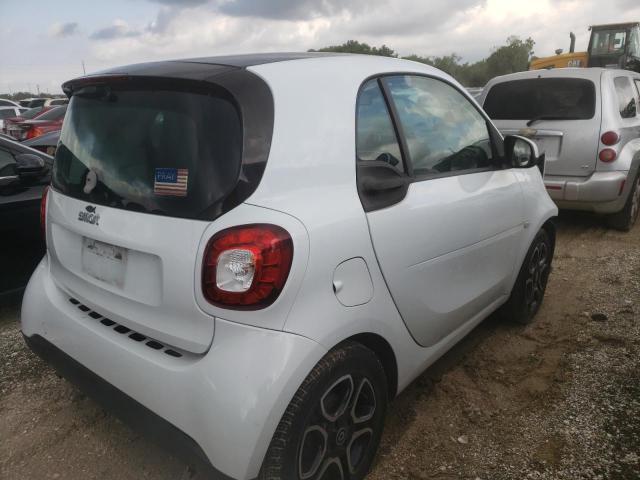 Photo 3 VIN: WMEFJ5DAXGK071956 - SMART FORTWO 