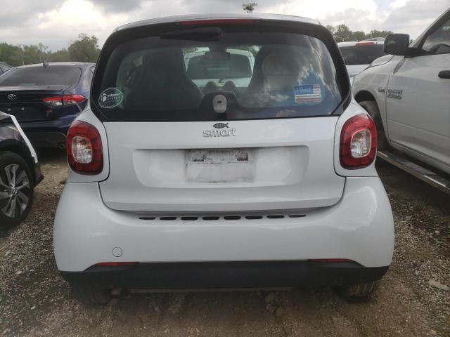 Photo 5 VIN: WMEFJ5DAXGK071956 - SMART FORTWO 