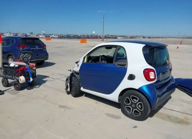 Photo 2 VIN: WMEFJ5DAXGK076168 - SMART FORTWO 