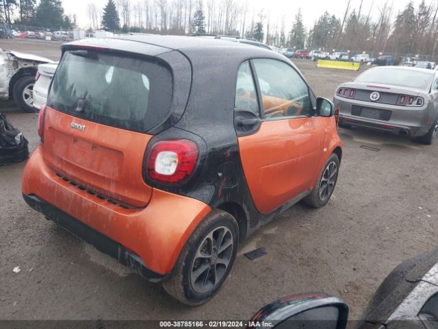 Photo 3 VIN: WMEFJ5DAXGK079765 - SMART FORTWO 