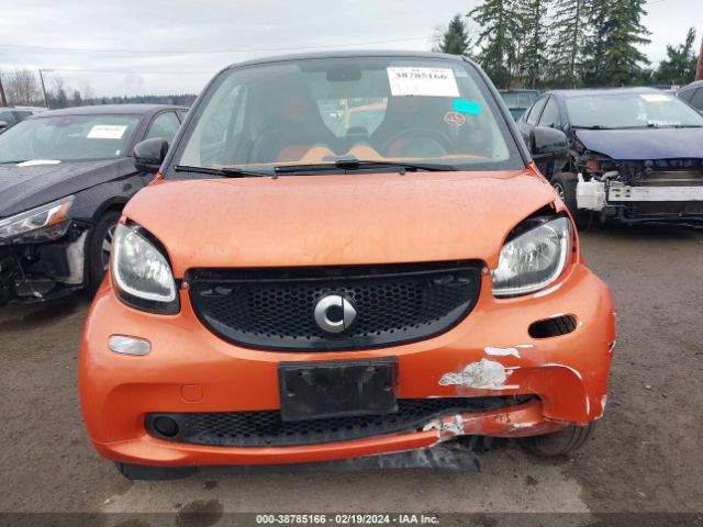 Photo 5 VIN: WMEFJ5DAXGK079765 - SMART FORTWO 