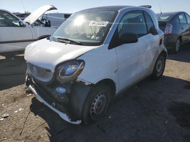 Photo 1 VIN: WMEFJ5DAXGK124879 - SMART FORTWO 