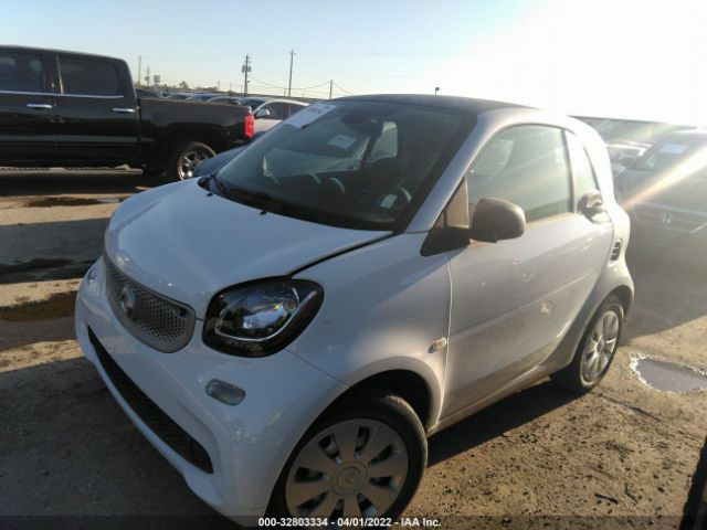 Photo 1 VIN: WMEFJ5DAXGK139141 - SMART FORTWO 