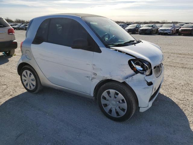 Photo 3 VIN: WMEFJ5DAXHK168267 - SMART FORTWO 