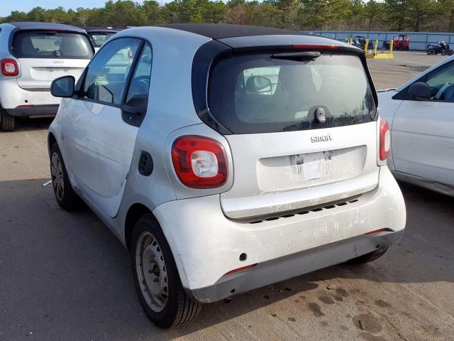 Photo 2 VIN: WMEFJ5DAXHK173307 - SMART FORTWO 