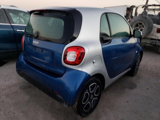 Photo 3 VIN: WMEFJ9BA1JK307721 - SMART FORTWO 