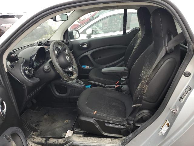 Photo 4 VIN: WMEFJ9BA1JK307721 - SMART FORTWO 