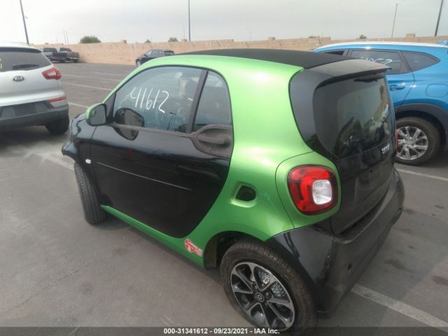 Photo 2 VIN: WMEFJ9BA2HK228567 - SMART FORTWO ELECTRIC DRIVE 