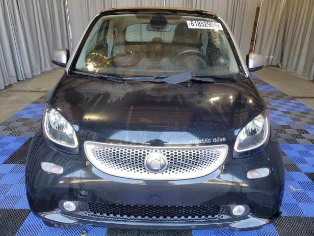 Photo 4 VIN: WMEFJ9BA2HK230187 - SMART FORTWO 