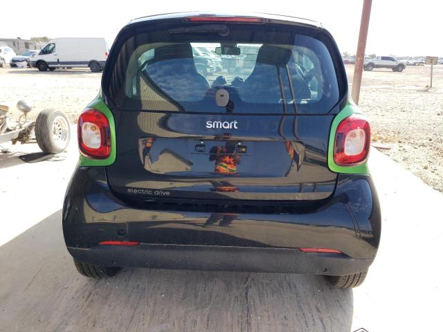 Photo 5 VIN: WMEFJ9BA4HK229977 - SMART FORTWO 