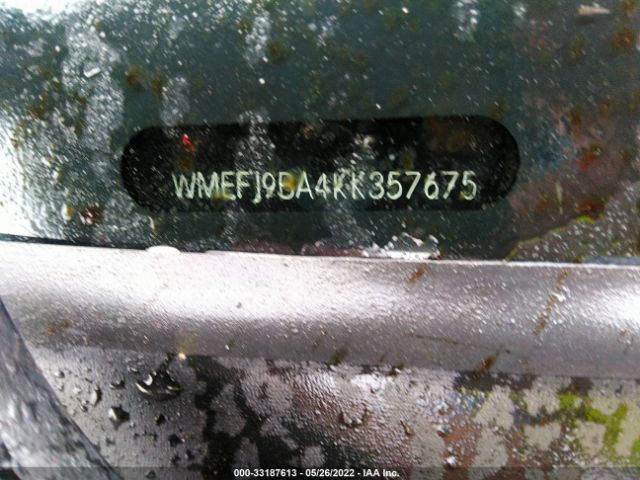 Photo 8 VIN: WMEFJ9BA4KK357675 - SMART FORTWO ELECTRIC 