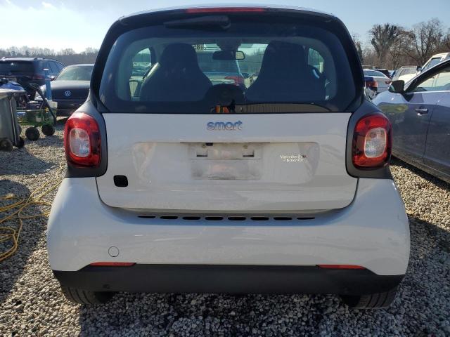 Photo 5 VIN: WMEFJ9BA4KK386190 - SMART FORTWO 