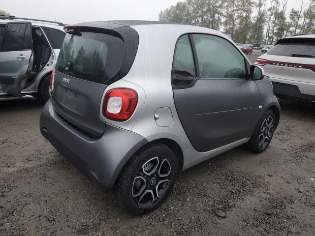 Photo 2 VIN: WMEFJ9BA7JK317380 - SMART FORTWO 