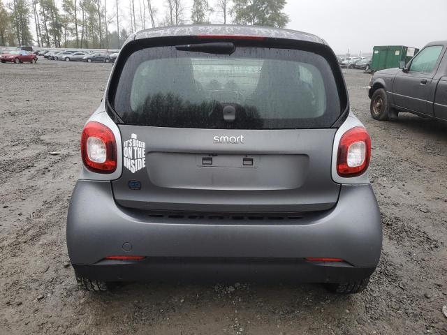 Photo 5 VIN: WMEFJ9BA7JK317380 - SMART FORTWO 