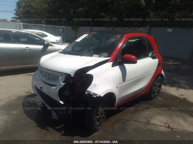 Photo 1 VIN: WMEFJ9BA7JK328847 - SMART FORTWO ELECTRIC DRIVE 