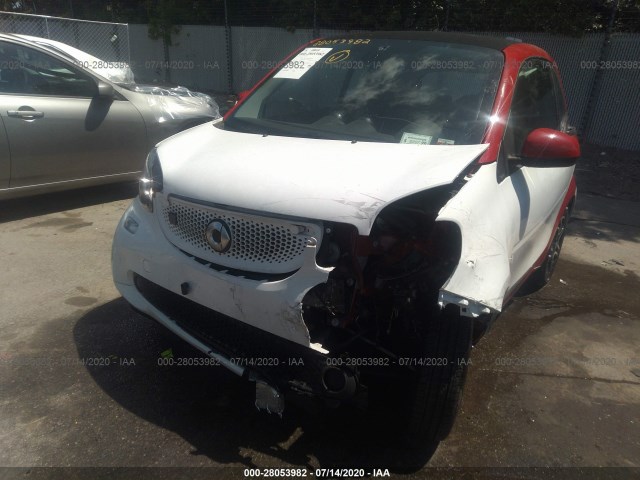 Photo 5 VIN: WMEFJ9BA7JK328847 - SMART FORTWO ELECTRIC DRIVE 