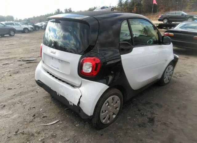 Photo 3 VIN: WMEFJ9BA8KK410071 - SMART EQ FORTWO 