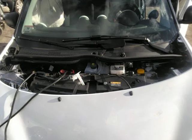 Photo 9 VIN: WMEFJ9BA8KK410071 - SMART EQ FORTWO 