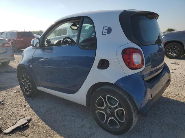 Photo 1 VIN: WMEFJ9BA9HK230297 - SMART FORTWO 