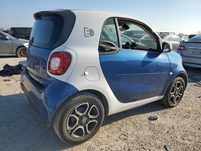 Photo 2 VIN: WMEFJ9BA9HK230297 - SMART FORTWO 