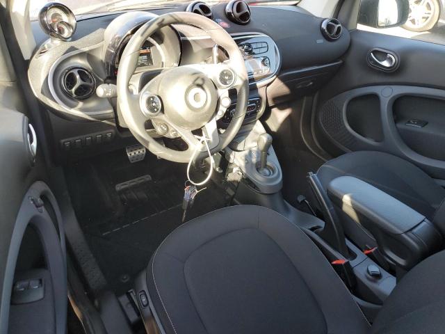 Photo 7 VIN: WMEFJ9BA9KK370745 - SMART FORTWO 