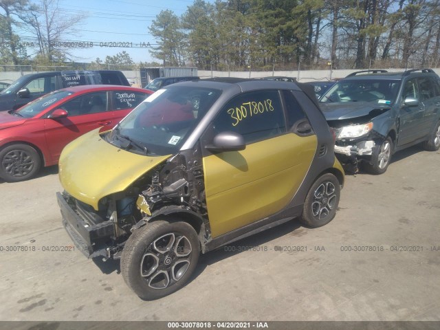 Photo 1 VIN: WMEFK5DA4HK196322 - SMART FORTWO 