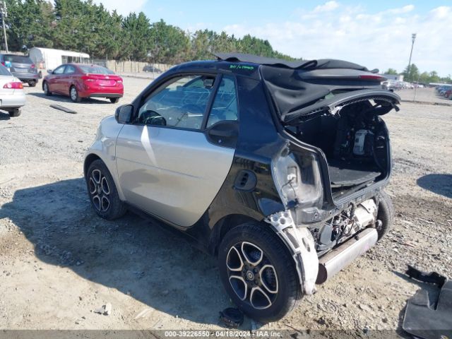 Photo 2 VIN: WMEFK5DA6HK168943 - SMART FORTWO 