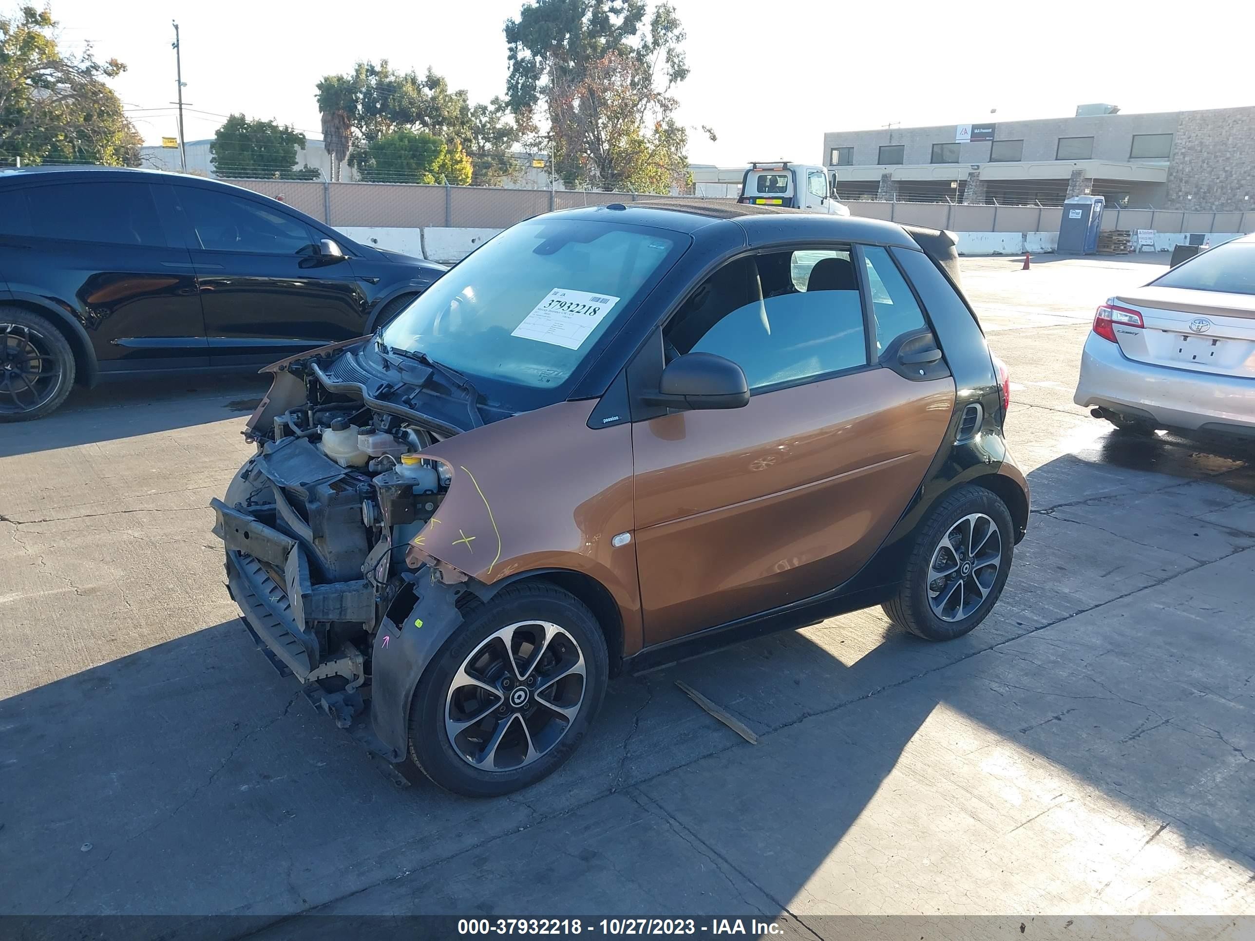 Photo 1 VIN: WMEFK5DA6HK168974 - SMART FORTWO 