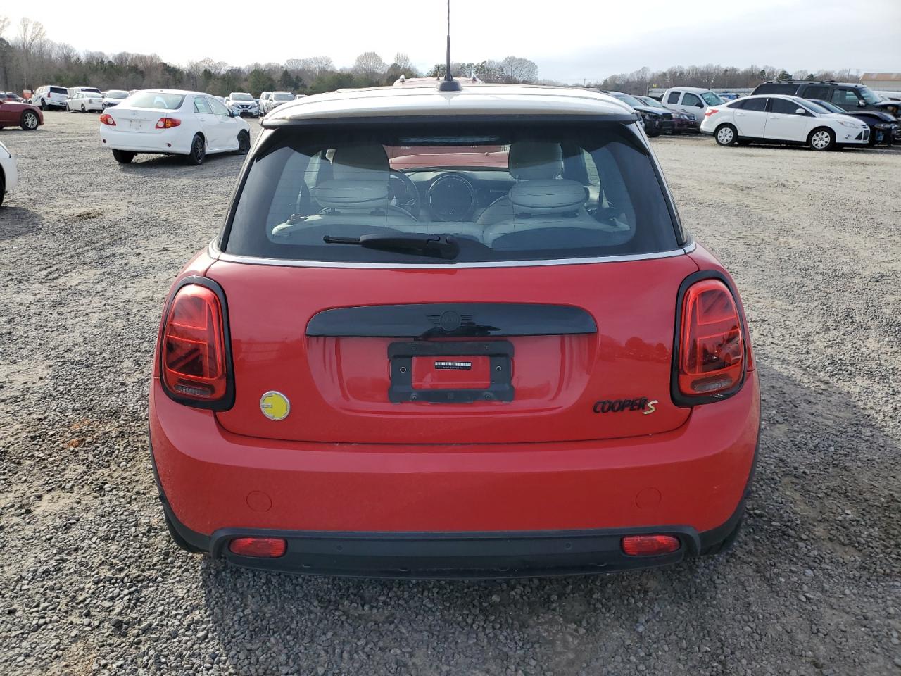 Photo 5 VIN: WMW13DJ02P2T77961 - MINI COOPER 