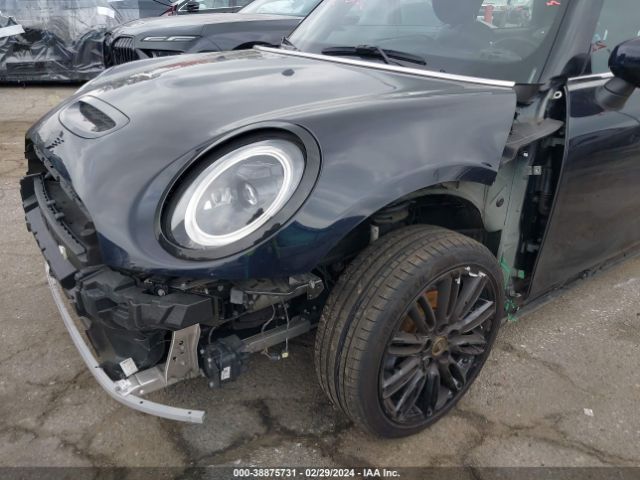 Photo 5 VIN: WMW13DJ04N2R33393 - MINI SE HARDTOP 